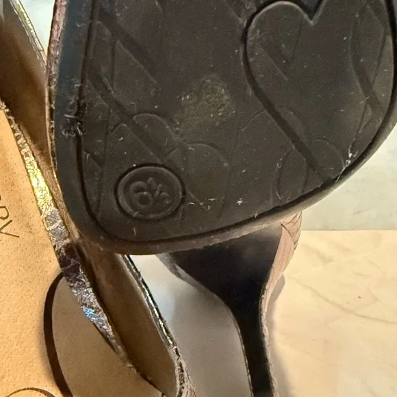 Sam & Libby Silver Heels with Pointed Toe - Picture 8 of 8